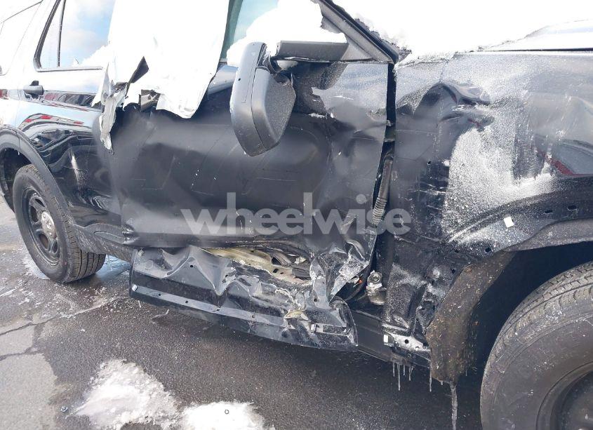 Photo 6 of 2023 Ford Police INTERCEPTOR (VIN 1FM5K8AB8PGA81910)