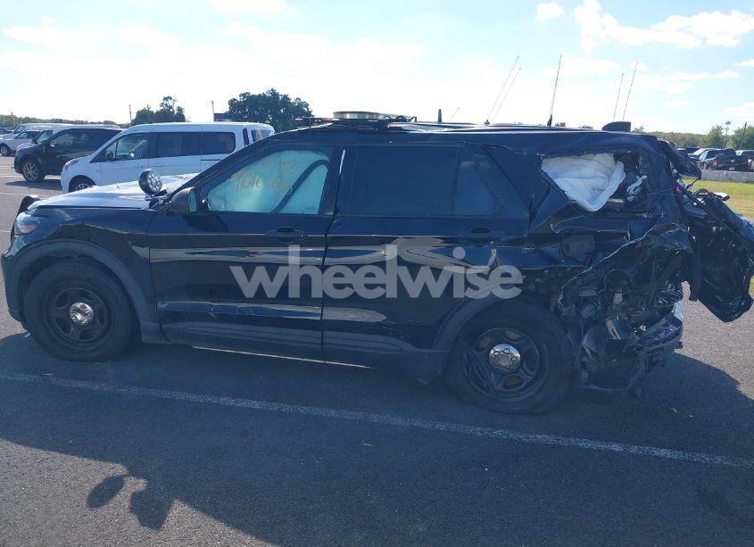 Photo 13 of 2020 Ford Police INTERCEPTOR UTILITY (VIN 1FM5K8ABXLGA72278)