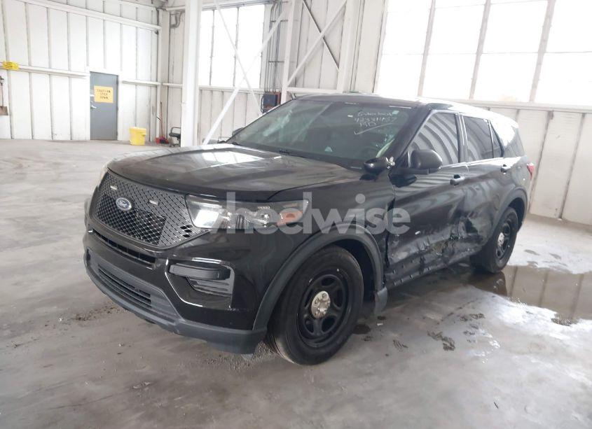 Photo 2 of 2020 Ford Police INTERCEPTOR (VIN 1FM5K8ABXLGC70214)