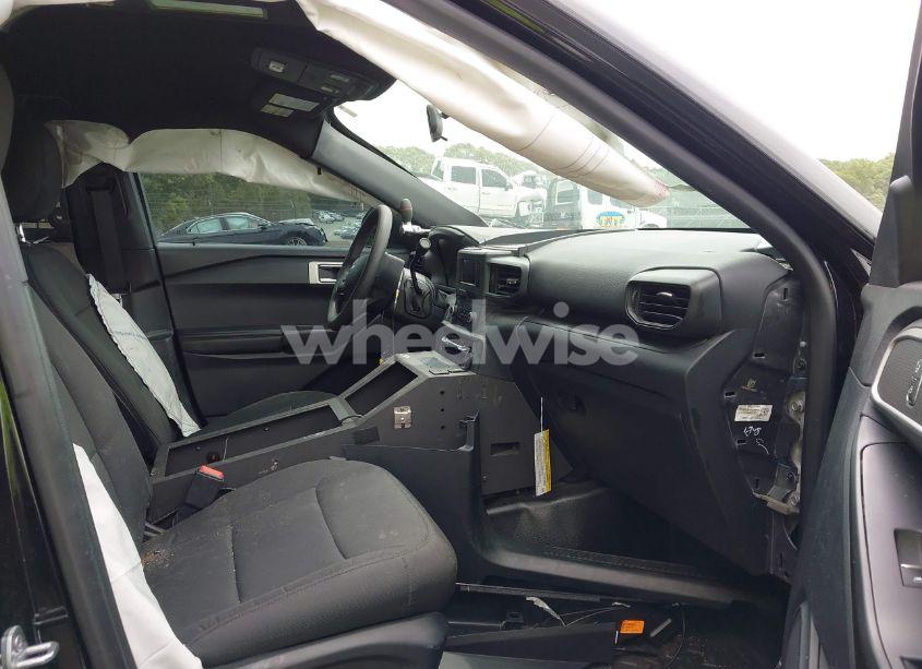 Photo 5 of 2020 Ford Police INTERCEPTOR (VIN 1FM5K8ABXLGC70214)