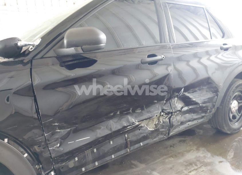 Photo 6 of 2020 Ford Police INTERCEPTOR (VIN 1FM5K8ABXLGC70214)