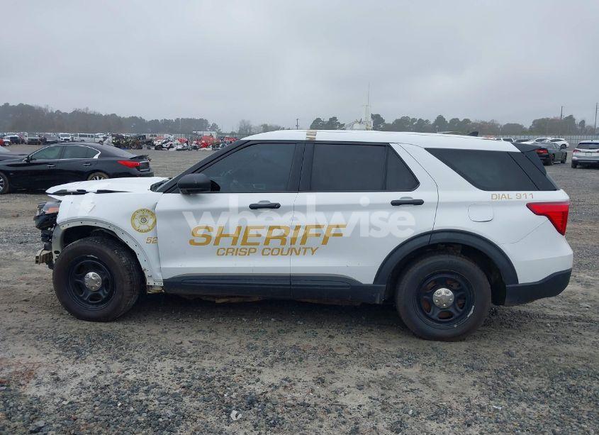 Photo 14 of 2021 Ford Police INTERCEPTOR (VIN 1FM5K8ABXMGA19372)