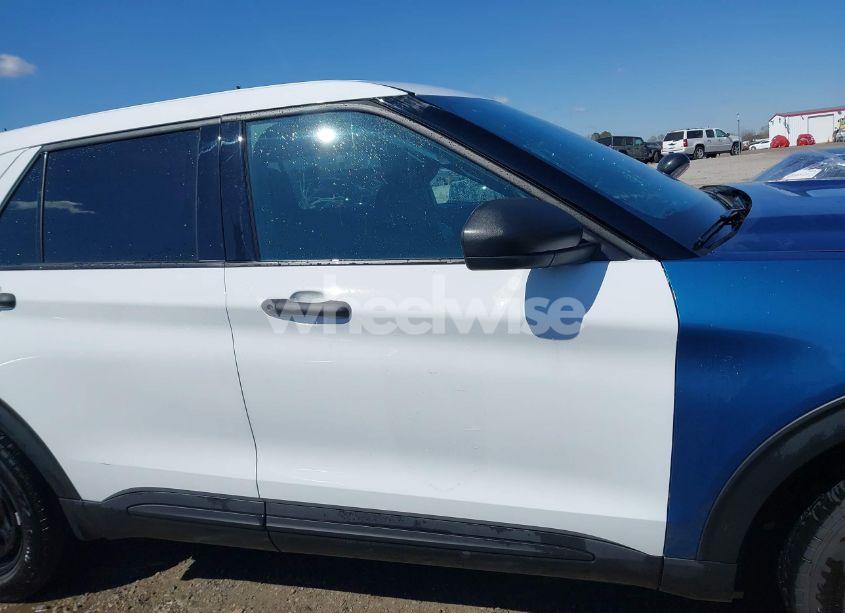 Photo 13 of 2023 Ford Police INTERCEPTOR (VIN 1FM5K8ABXPGB83967)