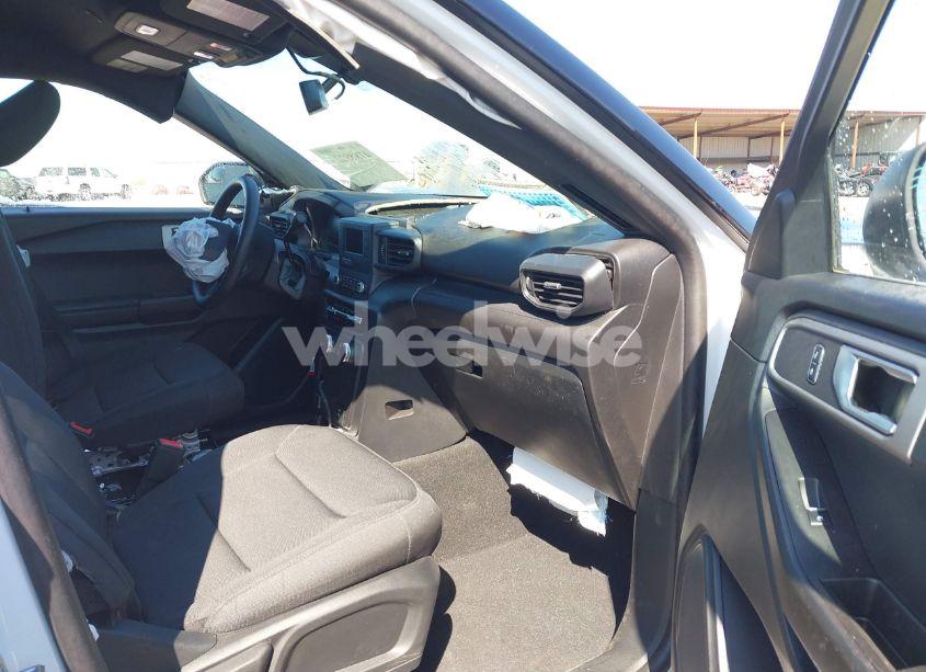 Photo 5 of 2023 Ford Police INTERCEPTOR (VIN 1FM5K8ABXPGB83967)