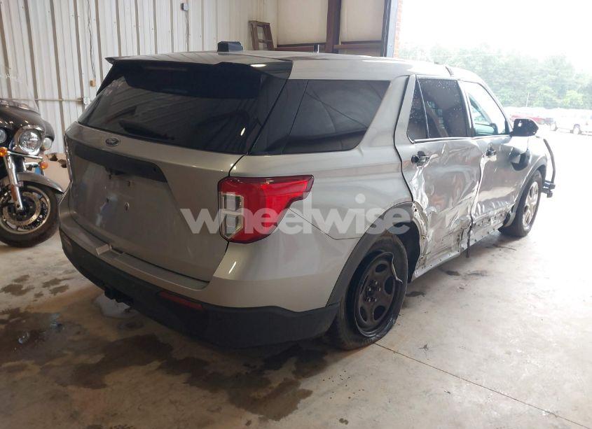 Photo 4 of 2020 Ford Police INTERCEPTOR (VIN 1FM5K8AC0LGB86329)