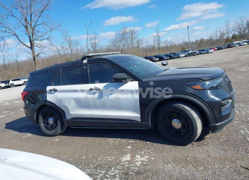 Photo 13 of 2021 Ford Police INTERCEPTOR (VIN 1FM5K8AC3MNA04555)