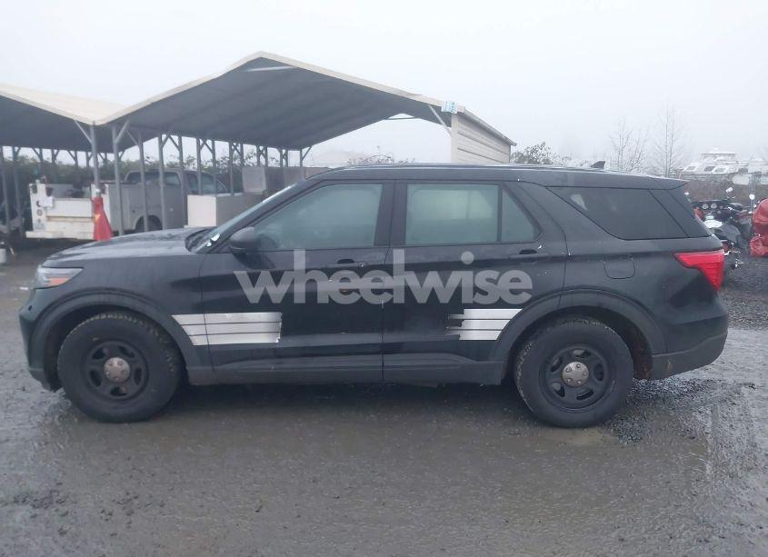 Photo 15 of 2021 Ford Police INTERCEPTOR (VIN 1FM5K8AC4MNA09828)