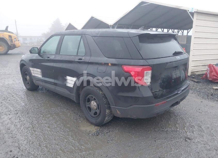 Photo 3 of 2021 Ford Police INTERCEPTOR (VIN 1FM5K8AC4MNA09828)