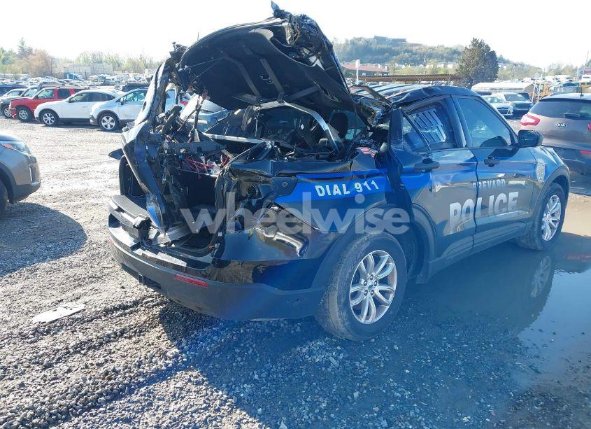 Photo 4 of 2022 Ford Police INTERCEPTOR (VIN 1FM5K8AC6NGC52692)