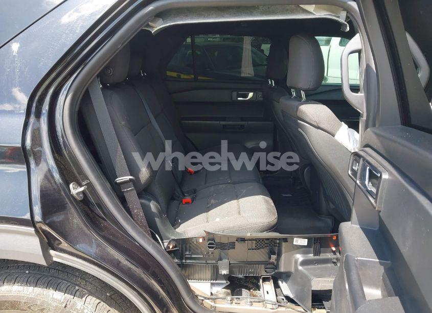 Photo 8 of 2020 Ford Explorer POLICE INTERCEPTOR (VIN 1FM5K8AC7LGB23020)