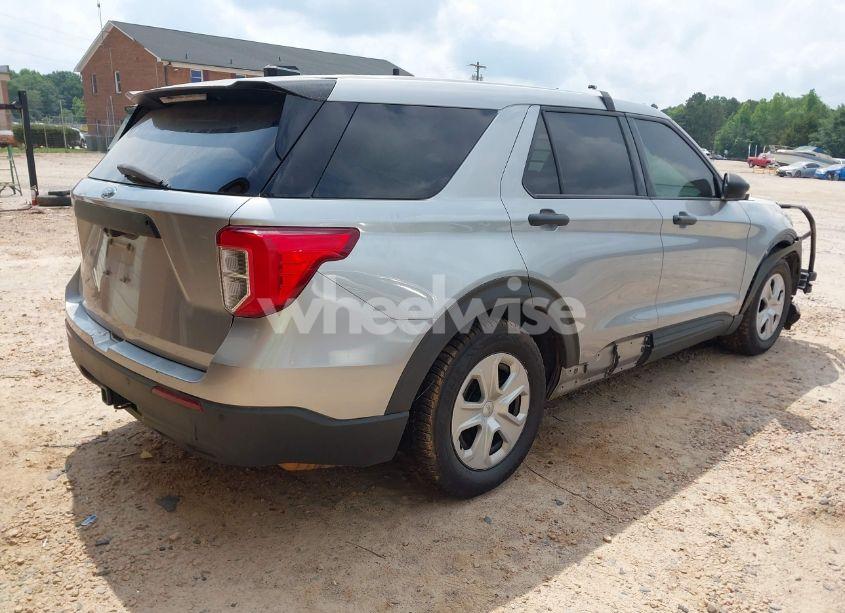 Photo 4 of 2020 Ford Police INTERCEPTOR (VIN 1FM5K8AC7LGB86327)