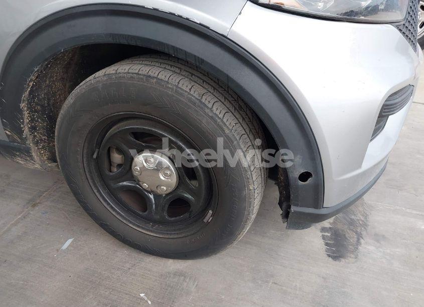 Photo 18 of 2022 Ford Police INTERCEPTOR (VIN 1FM5K8AC8NGB75288)