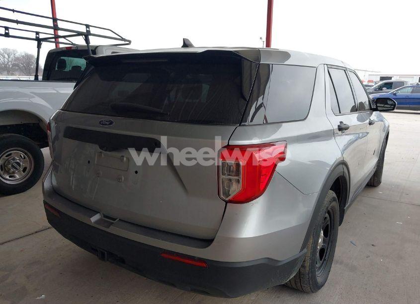 Photo 4 of 2022 Ford Police INTERCEPTOR (VIN 1FM5K8AC8NGB75288)