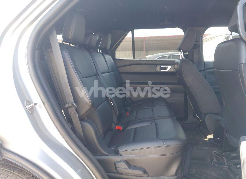 Photo 7 of 2022 Ford Police INTERCEPTOR (VIN 1FM5K8AC8NGB75288)