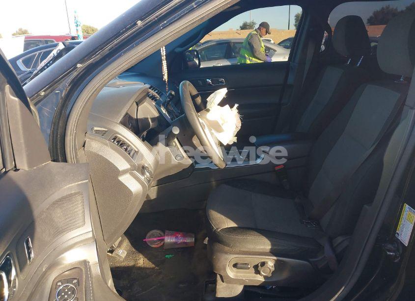 Photo 5 of 2015 Ford Utility POLICE INTERCEPTOR (VIN 1FM5K8AR0FGA28548)