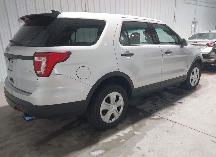 Photo 4 of 2016 Ford Police INTERCEPTOR (VIN 1FM5K8AR0GGA96754)