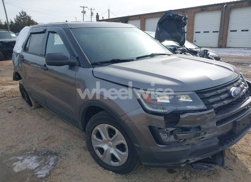 2016 Ford Police INTERCEPTOR (VIN 1FM5K8AR0GGC92600) main photo