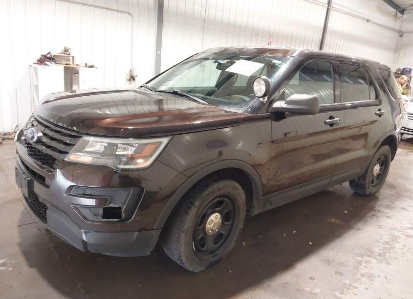 Photo 2 of 2018 Ford Police INTERCEPTOR UTILITY (VIN 1FM5K8AR0JGB46849)