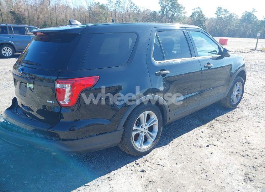 Photo 4 of 2018 Ford Police INTERCEPTOR (VIN 1FM5K8AR0JGC95312)