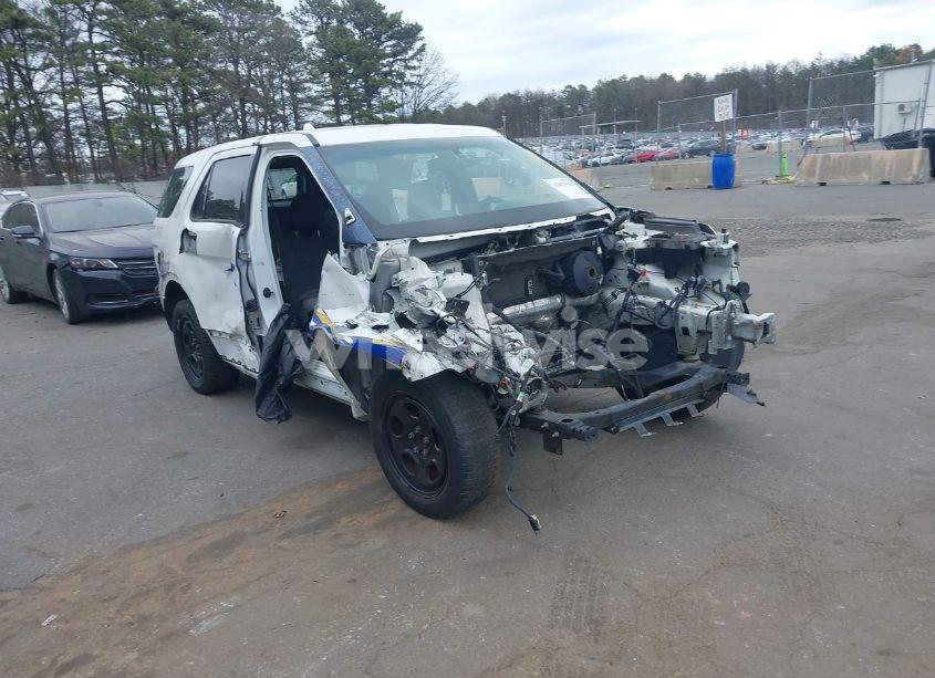 2014 Ford Police INTERCEPTOR (VIN 1FM5K8AR1EGC50062) main photo