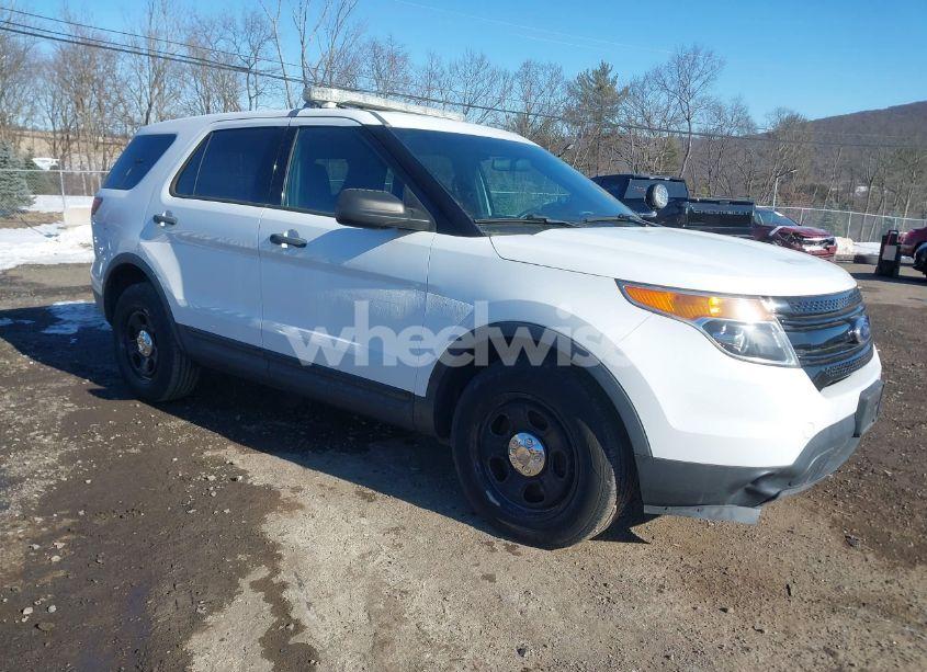 2015 Ford Police INTERCEPTOR (VIN 1FM5K8AR1FGC67929) main photo