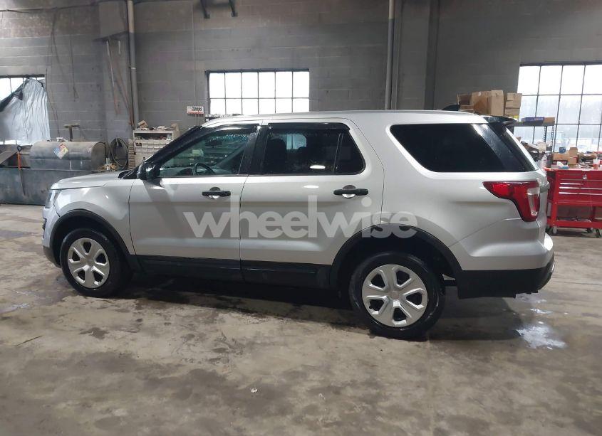 Photo 14 of 2016 Ford Police INTERCEPTOR (VIN 1FM5K8AR1GGC67415)