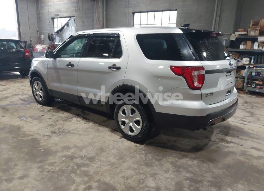 Photo 3 of 2016 Ford Police INTERCEPTOR (VIN 1FM5K8AR1GGC67415)