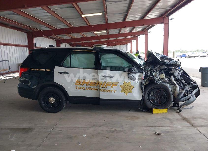 Photo 13 of 2018 Ford Police INTERCEPTOR (VIN 1FM5K8AR1JGB92061)