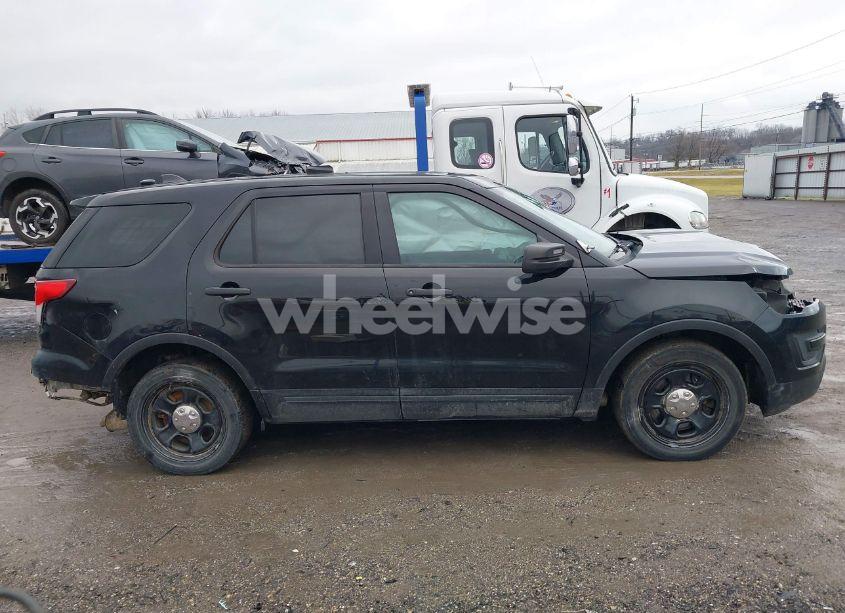 Photo 13 of 2019 Ford Police INTERCEPTOR (VIN 1FM5K8AR1KGB15515)