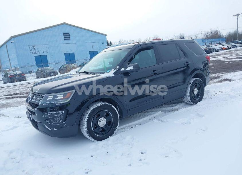 Photo 2 of 2019 Ford Police INTERCEPTOR (VIN 1FM5K8AR1KGB22044)