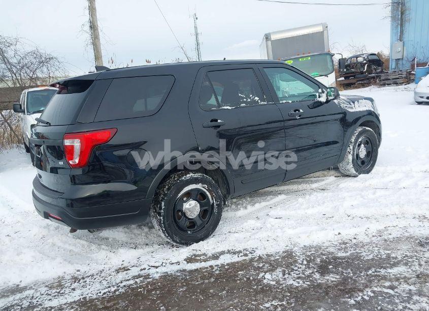 Photo 4 of 2019 Ford Police INTERCEPTOR (VIN 1FM5K8AR1KGB22044)