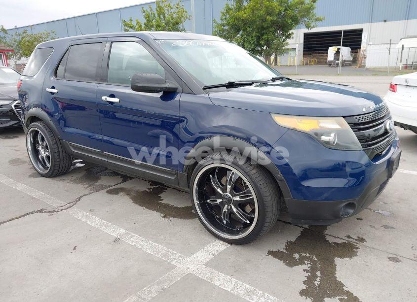 2013 Ford Police INTERCEPTOR (VIN 1FM5K8AR2DGA22375) main photo