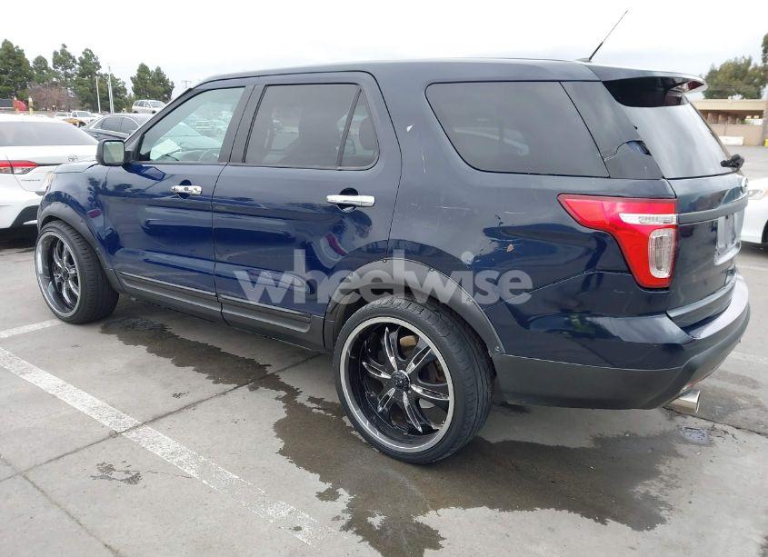 Photo 3 of 2013 Ford Police INTERCEPTOR (VIN 1FM5K8AR2DGA22375)