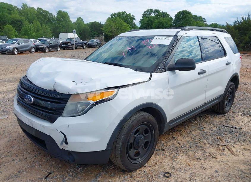 Photo 2 of 2013 Ford Police INTERCEPTOR (VIN 1FM5K8AR2DGB78965)