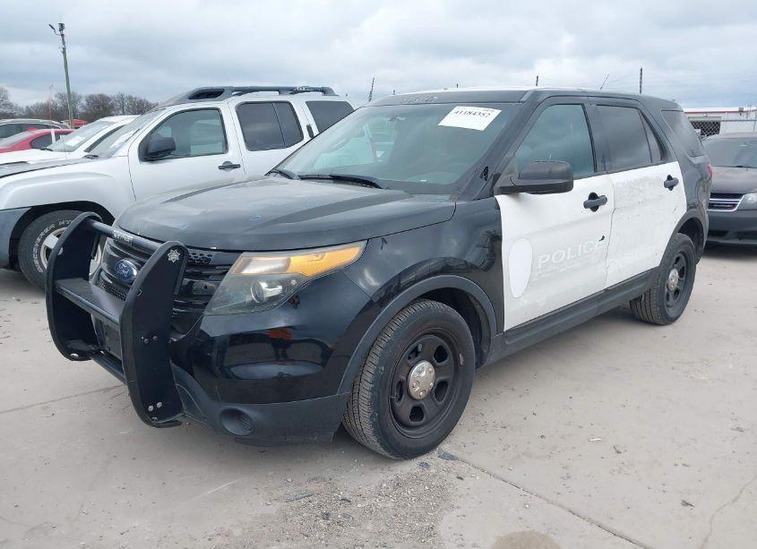 Photo 2 of 2015 Ford Police INTERCEPTOR (VIN 1FM5K8AR2FGB91833)