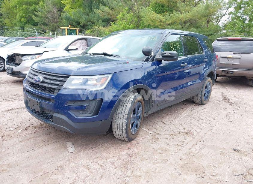 Photo 2 of 2016 Ford Police INTERCEPTOR (VIN 1FM5K8AR2GGA28729)