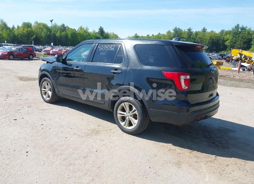 Photo 3 of 2016 Ford Police INTERCEPTOR (VIN 1FM5K8AR2GGB07561)