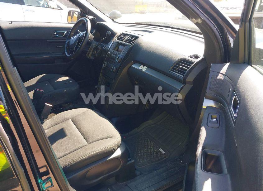 Photo 5 of 2016 Ford Police INTERCEPTOR (VIN 1FM5K8AR2GGB07561)