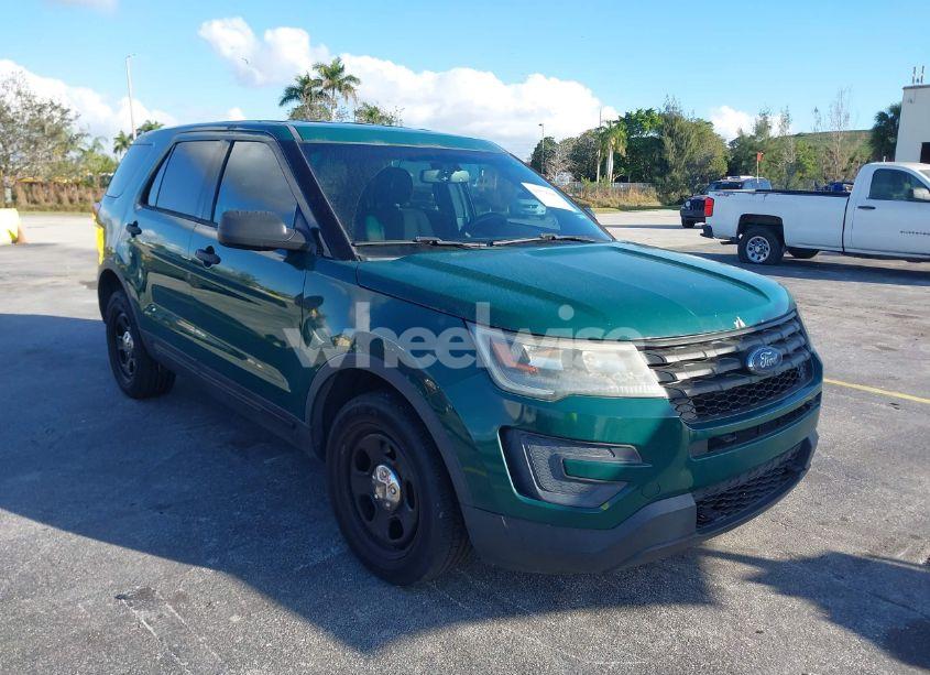 2016 Ford Police INTERCEPTOR (VIN 1FM5K8AR2GGB82048) main photo