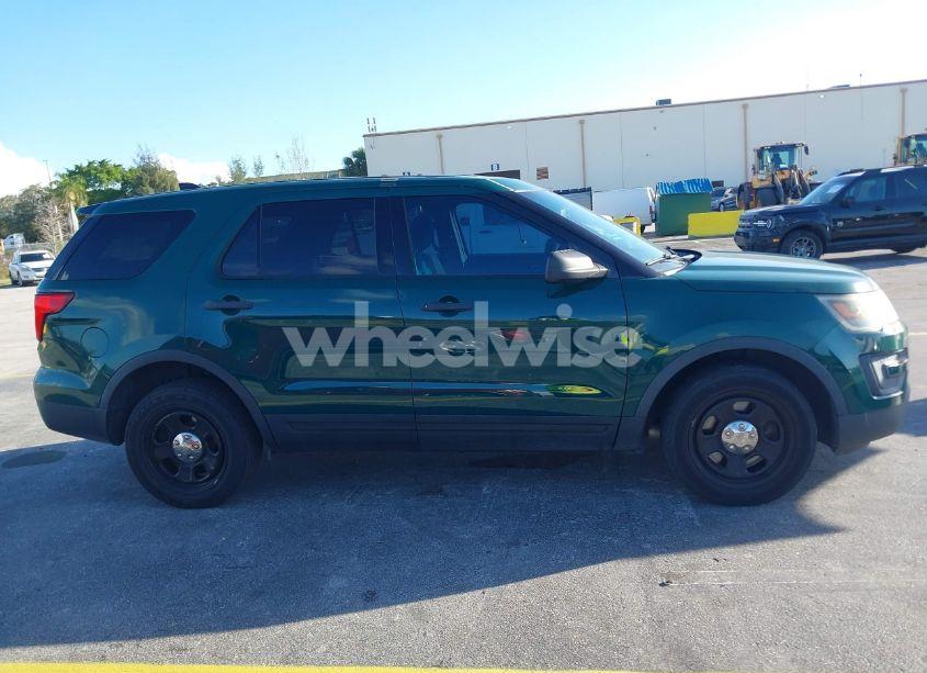 Photo 13 of 2016 Ford Police INTERCEPTOR (VIN 1FM5K8AR2GGB82048)