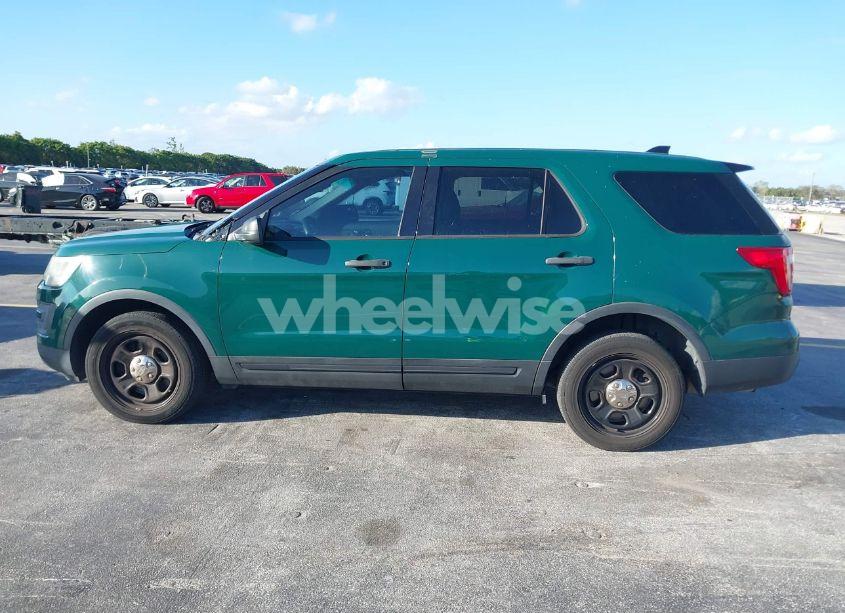 Photo 14 of 2016 Ford Police INTERCEPTOR (VIN 1FM5K8AR2GGB82048)