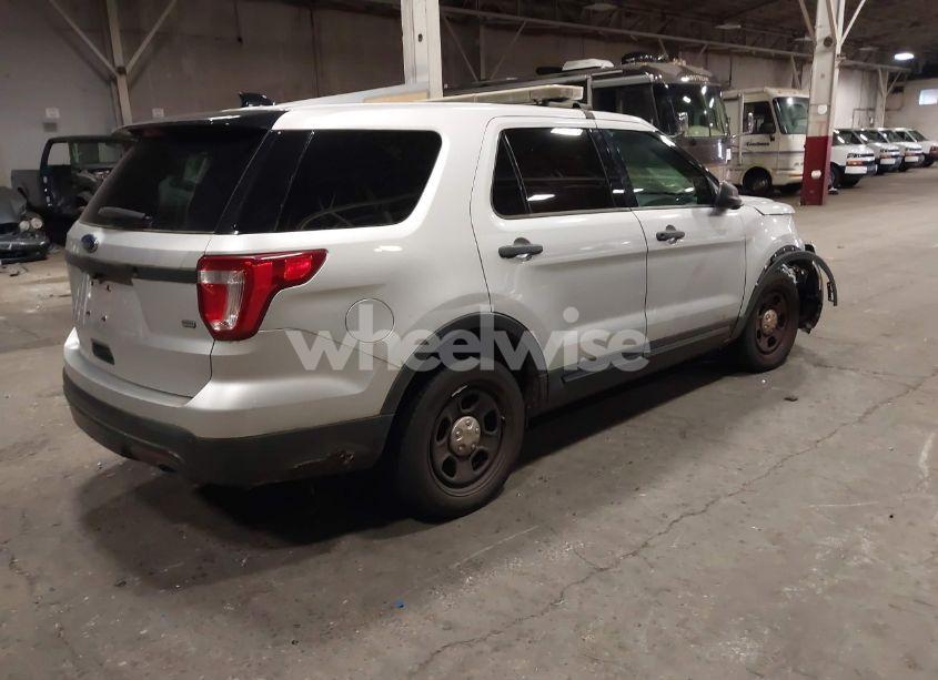 Photo 4 of 2016 Ford Police INTERCEPTOR (VIN 1FM5K8AR2GGC06039)