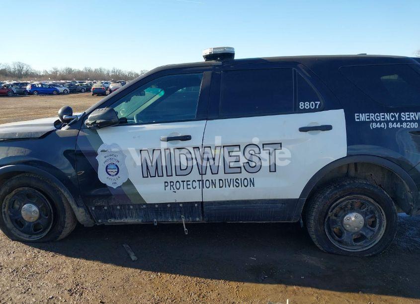 Photo 14 of 2017 Ford Police INTERCEPTOR (VIN 1FM5K8AR2HGA36640)