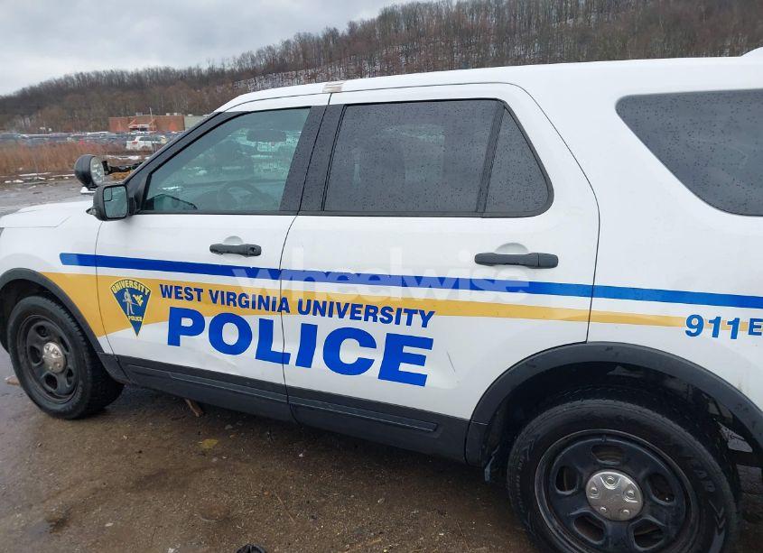 Photo 14 of 2017 Ford Police INTERCEPTOR (VIN 1FM5K8AR2HGE13631)