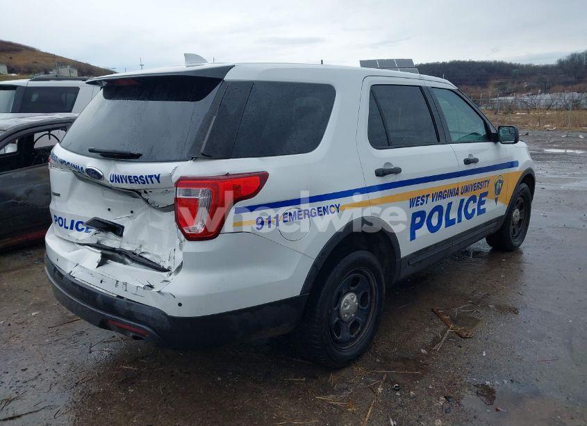 Photo 4 of 2017 Ford Police INTERCEPTOR (VIN 1FM5K8AR2HGE13631)