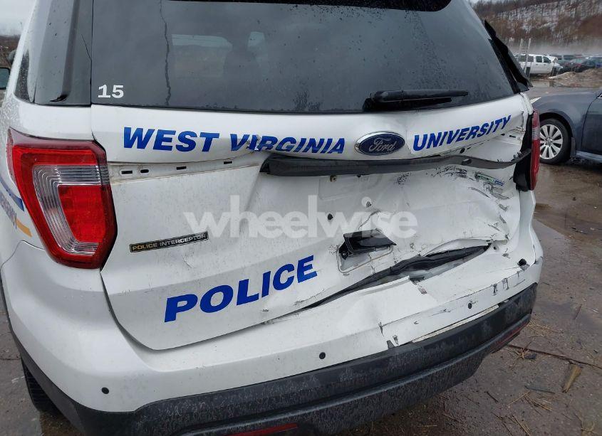 Photo 6 of 2017 Ford Police INTERCEPTOR (VIN 1FM5K8AR2HGE13631)