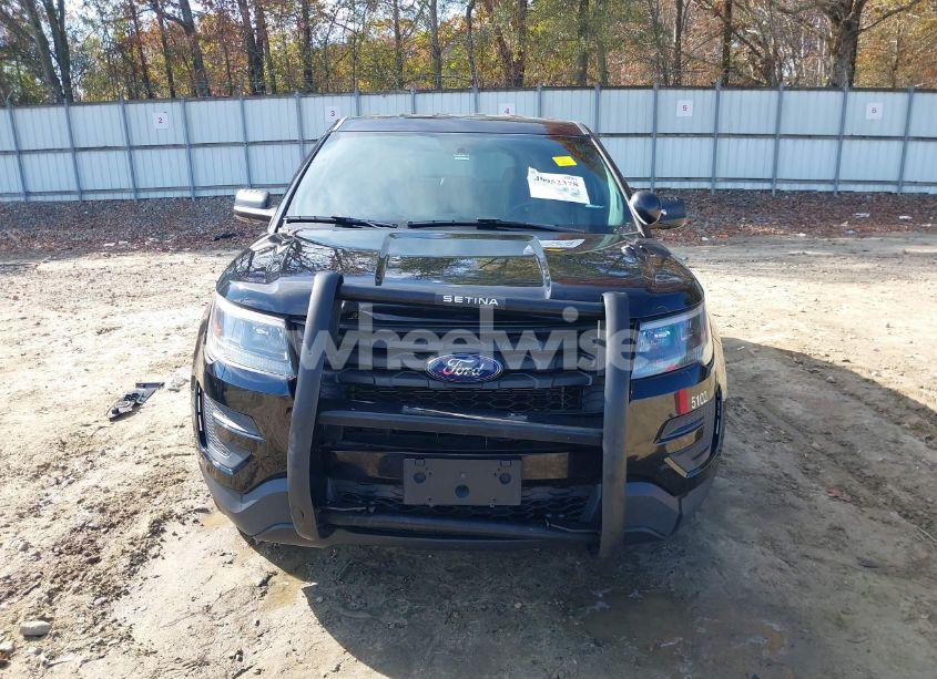 Photo 13 of 2018 Ford Police INTERCEPTOR UTILITY (VIN 1FM5K8AR2JGA72723)
