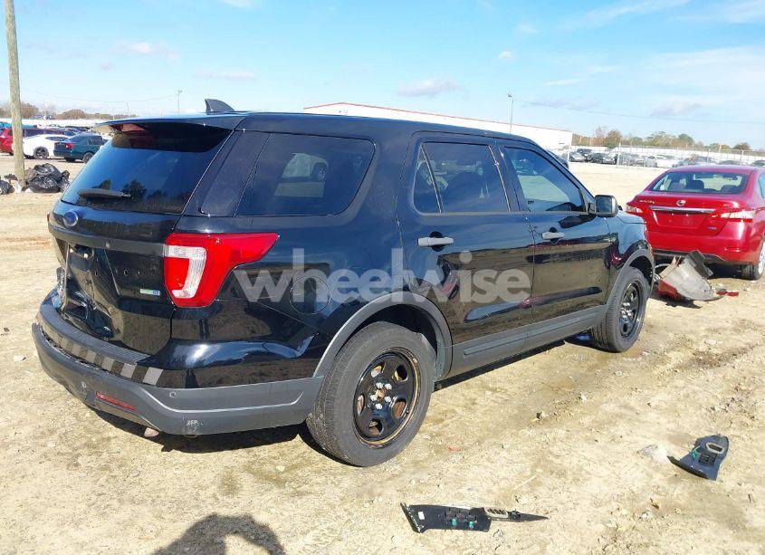 Photo 4 of 2018 Ford Police INTERCEPTOR UTILITY (VIN 1FM5K8AR2JGA72723)