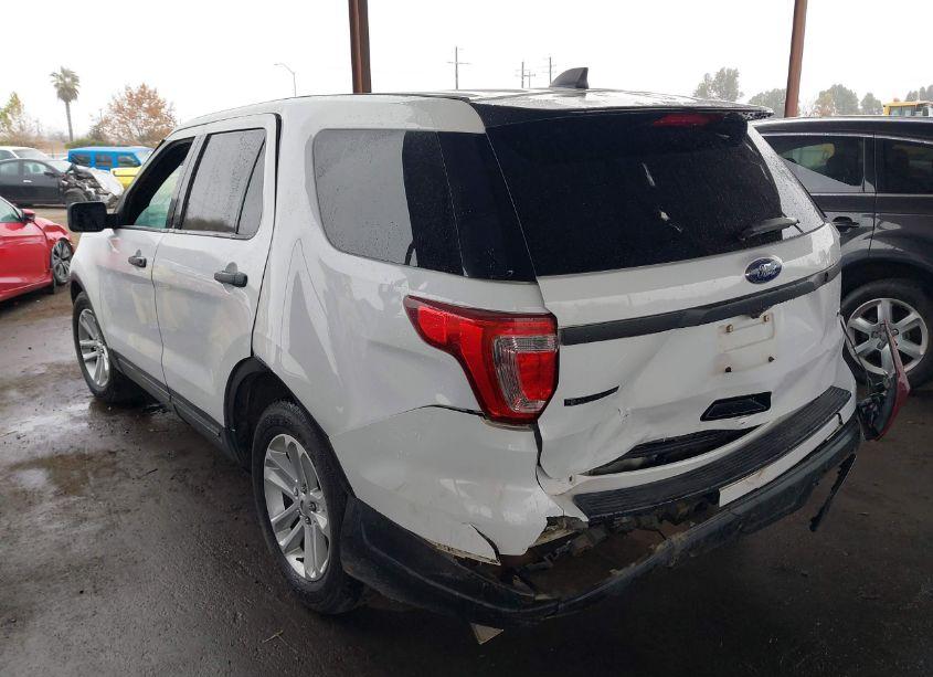 Photo 3 of 2018 Ford Police INTERCEPTOR (VIN 1FM5K8AR2JGB59182)