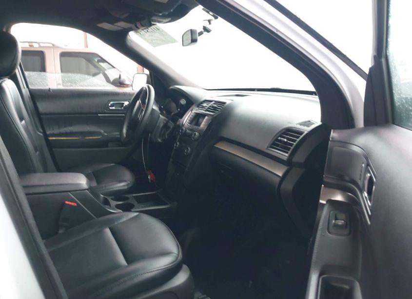 Photo 5 of 2018 Ford Police INTERCEPTOR (VIN 1FM5K8AR2JGB59182)